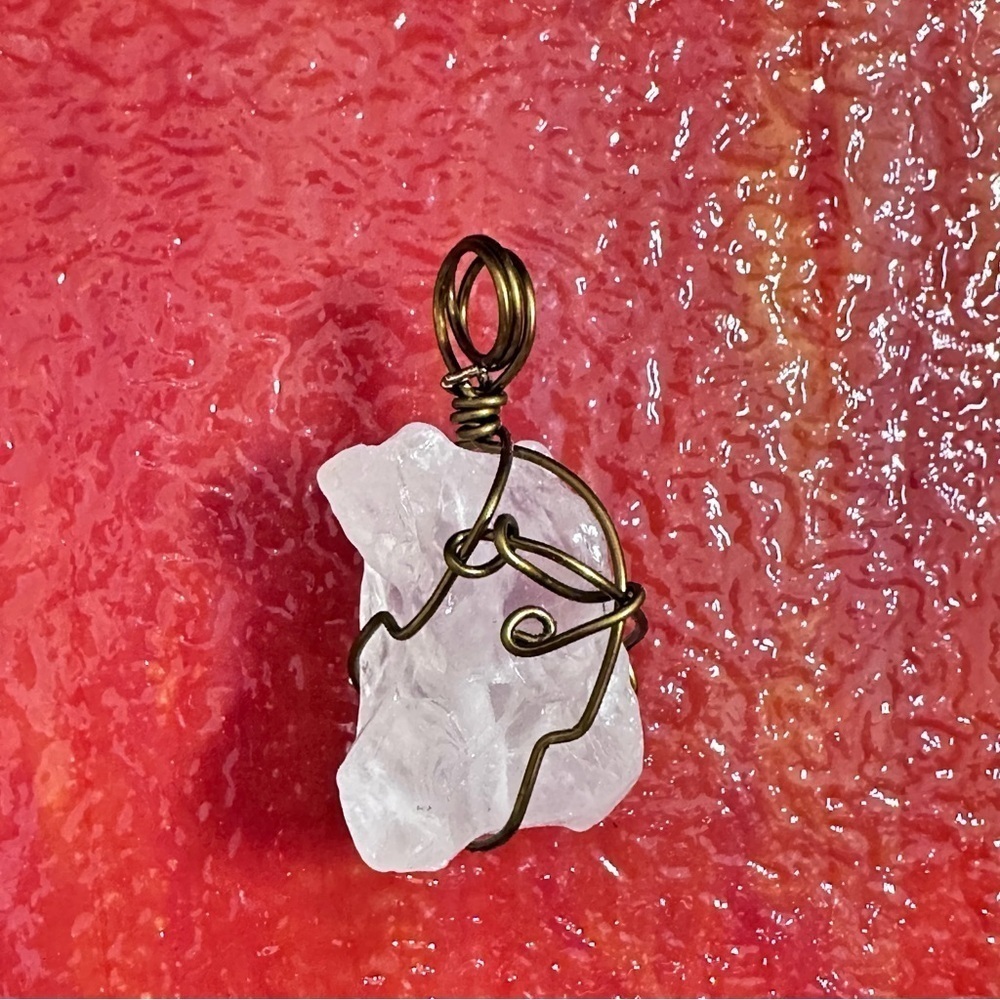 RUBYRUDI Artisan Beach Glass Pendant Wire Wrapped Handmade Art To Wear 3035 P